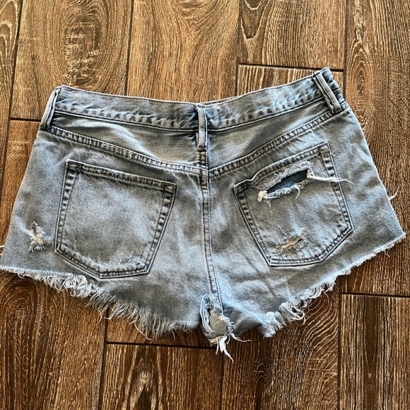 We the free button fly high waisted distressed/destroy short - Picture 3 of 11